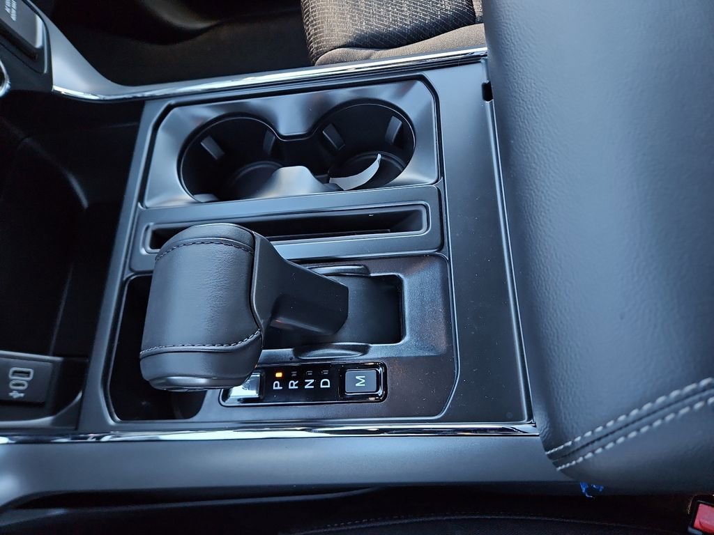 New 2026 Ford F150 XLT w/ Equipment Group 302A MID image 28