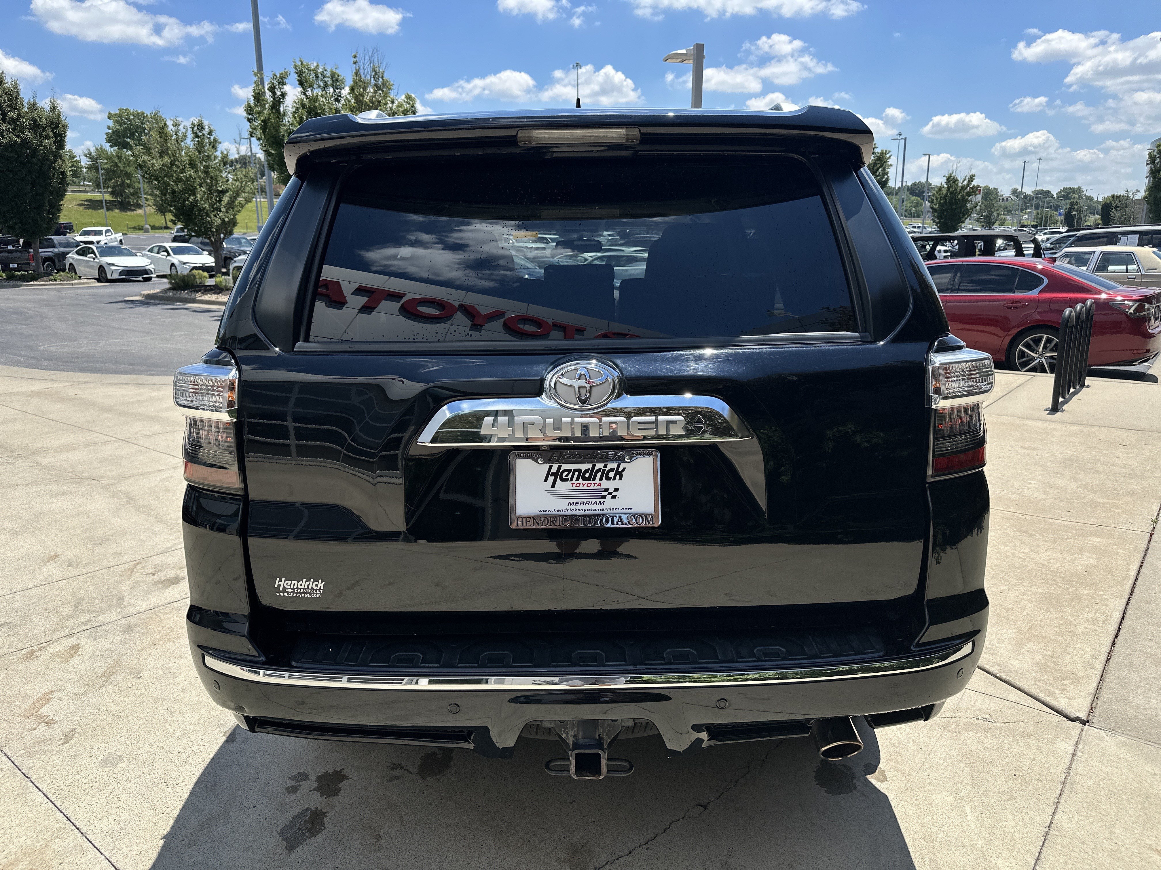 Used 2017 Toyota 4Runner Limited AWD/4WD image 8