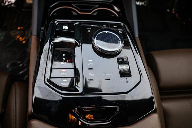 Used 2026 BMW 530i xDrive image 21