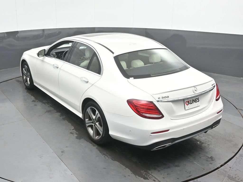 Used 2018 Mercedes-Benz E 300 4MATIC image 38