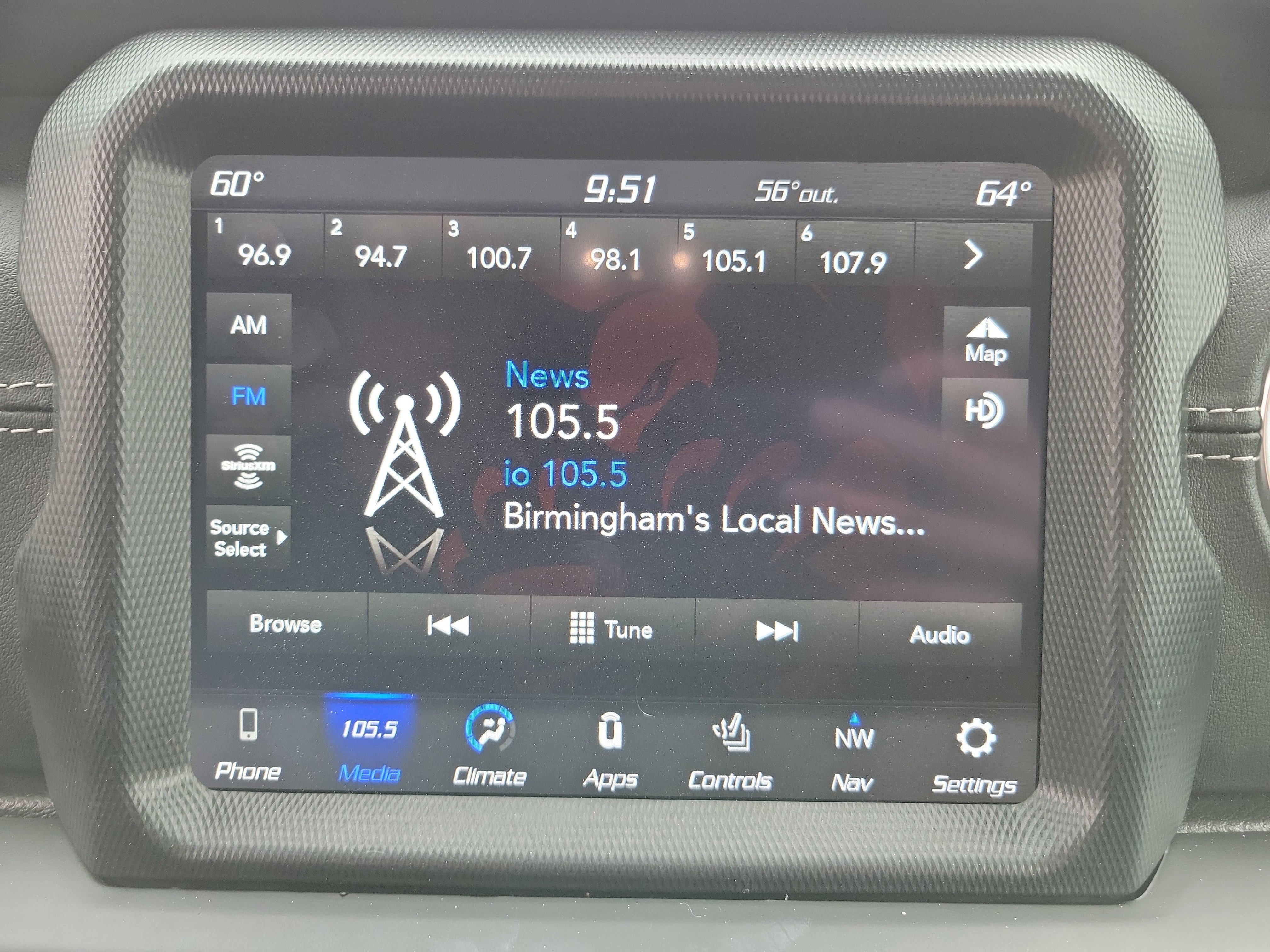 Used 2022 Jeep Wrangler Unlimited Sahara w/ Cold Weather Group image 11