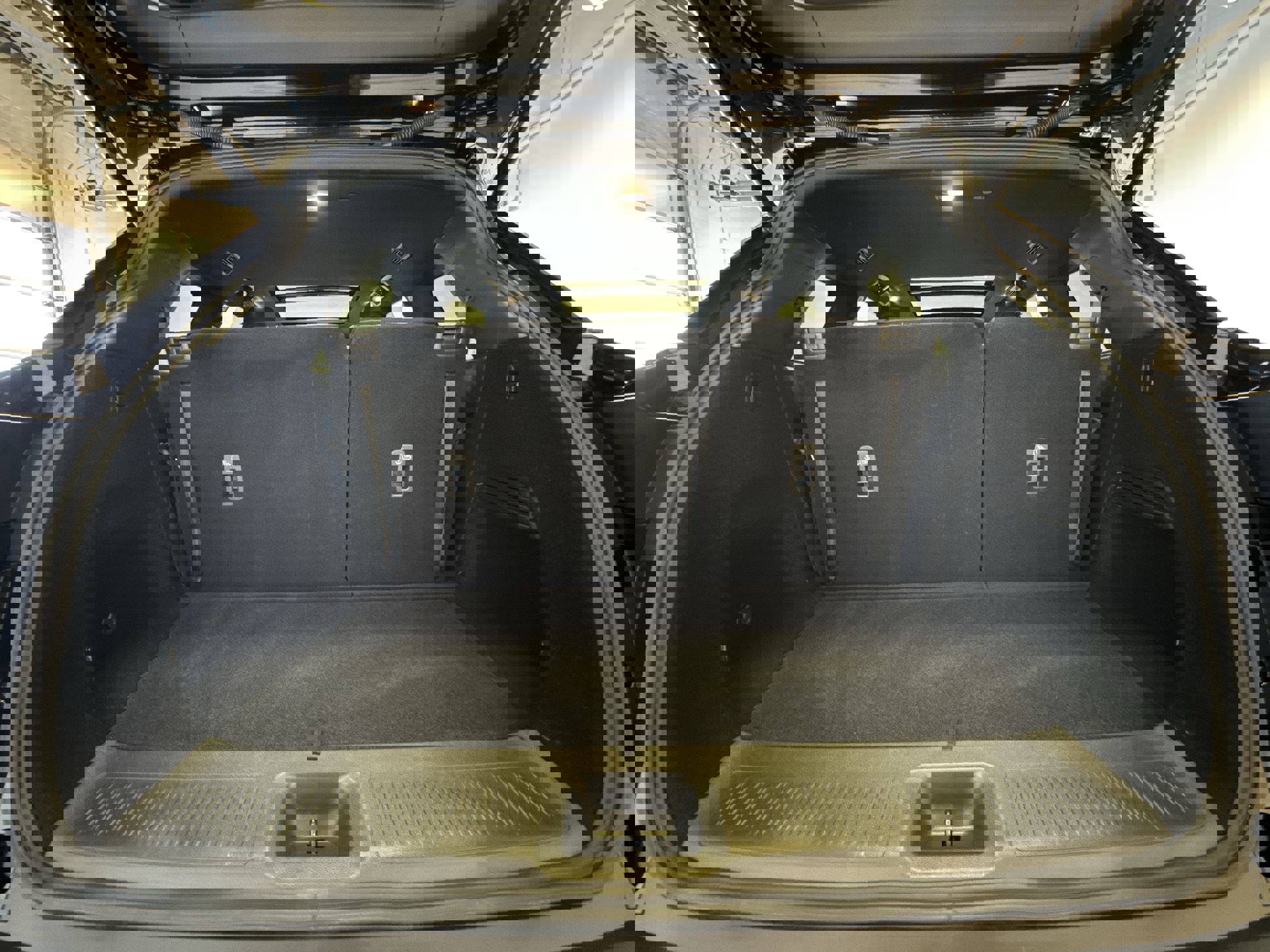 Certified 2025 INFINITI QX60 Luxe w/ Black Edition image 25