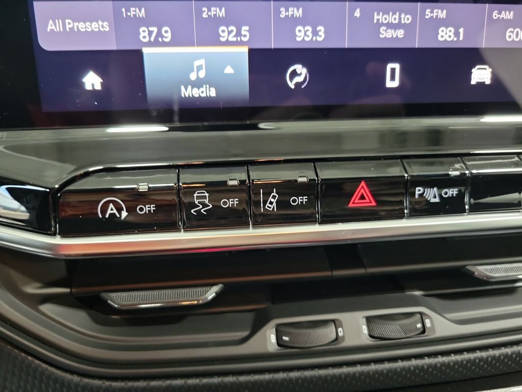 New 2026 Jeep Compass Limited AWD/4WD image 25