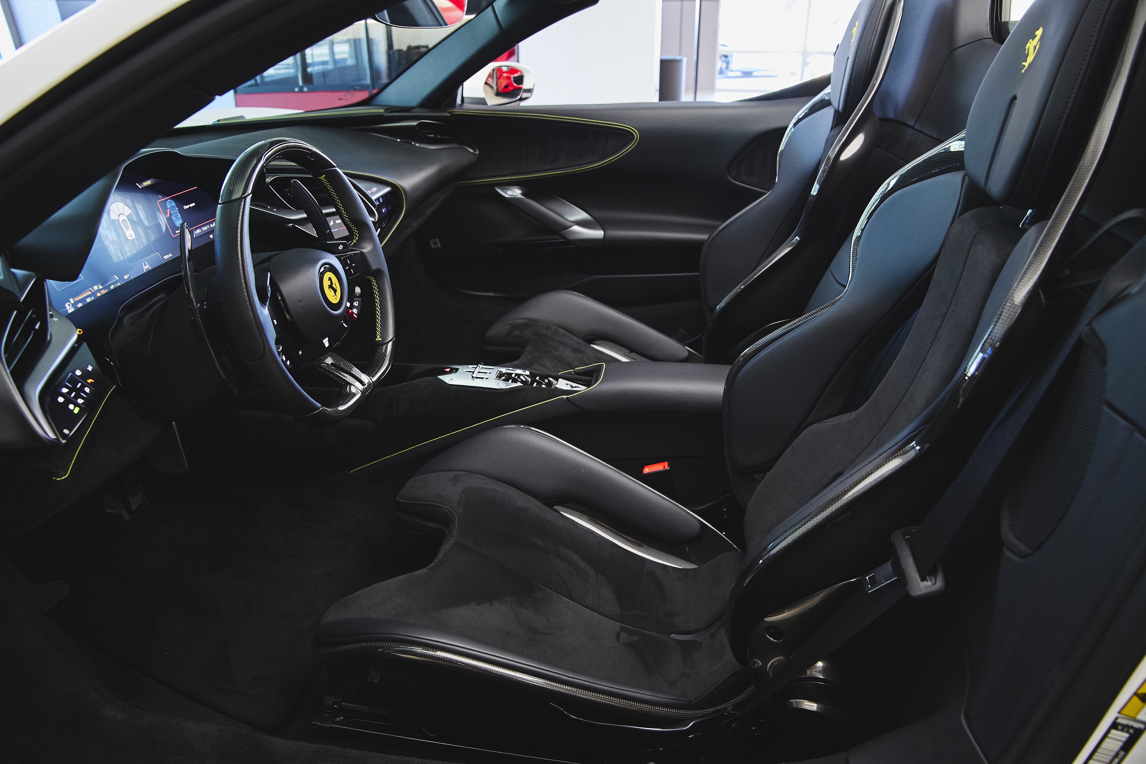 Used 2024 Ferrari SF90 Spider image 26