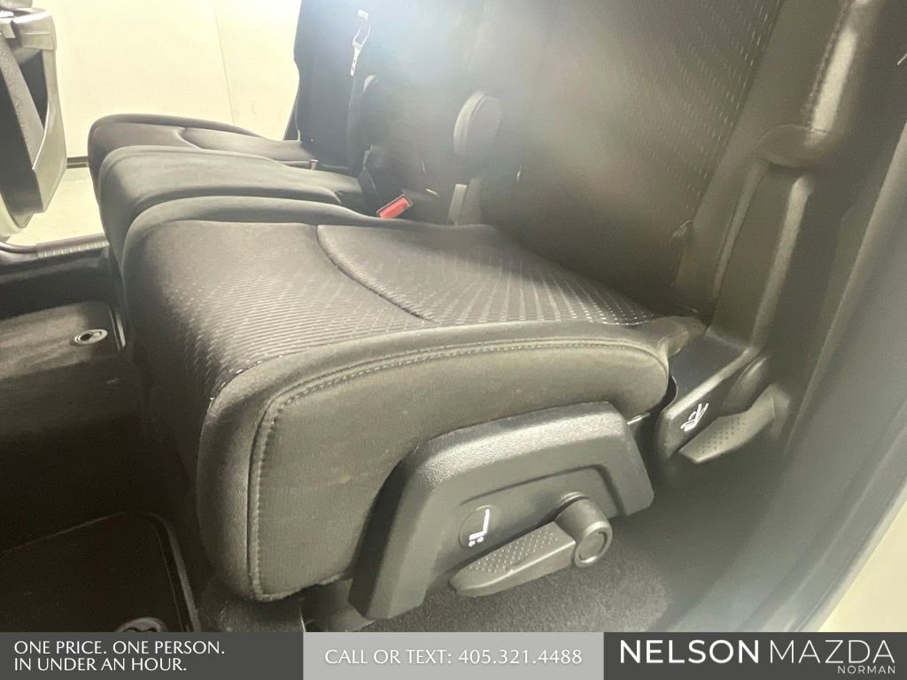 Used 2018 Dodge Journey SXT FWD image 26