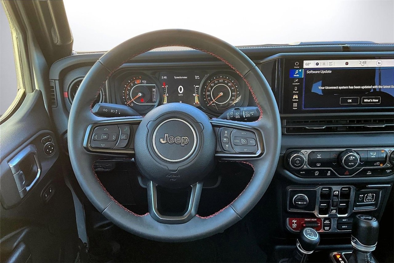 Used 2024 Jeep Wrangler Unlimited Rubicon image 10