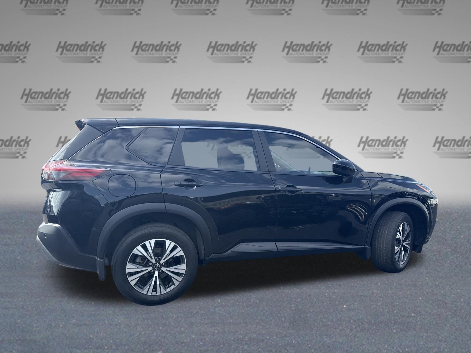 Used 2023 Nissan Rogue SV AWD/4WD image 10