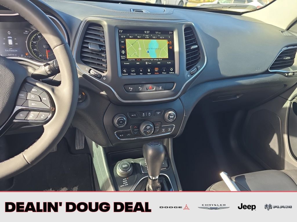 Used 2023 Jeep Cherokee Altitude Lux AWD/4WD image 18