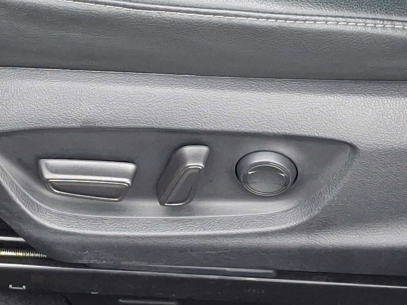 Certified 2024 Toyota Camry XLE w/ Navigation Package image 27