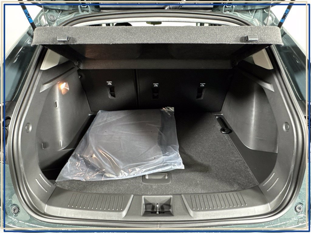 New 2026 Chevrolet Trax LT w/ LT Convenience Package FWD image 30