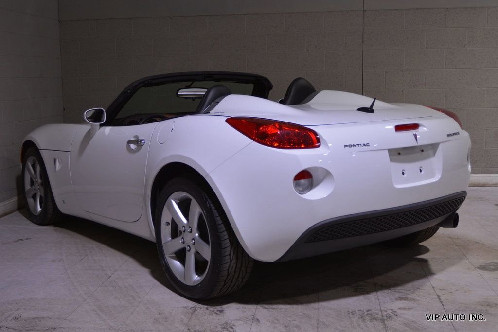 Used 2008 Pontiac Solstice Convertible w/ Premium Package image 7
