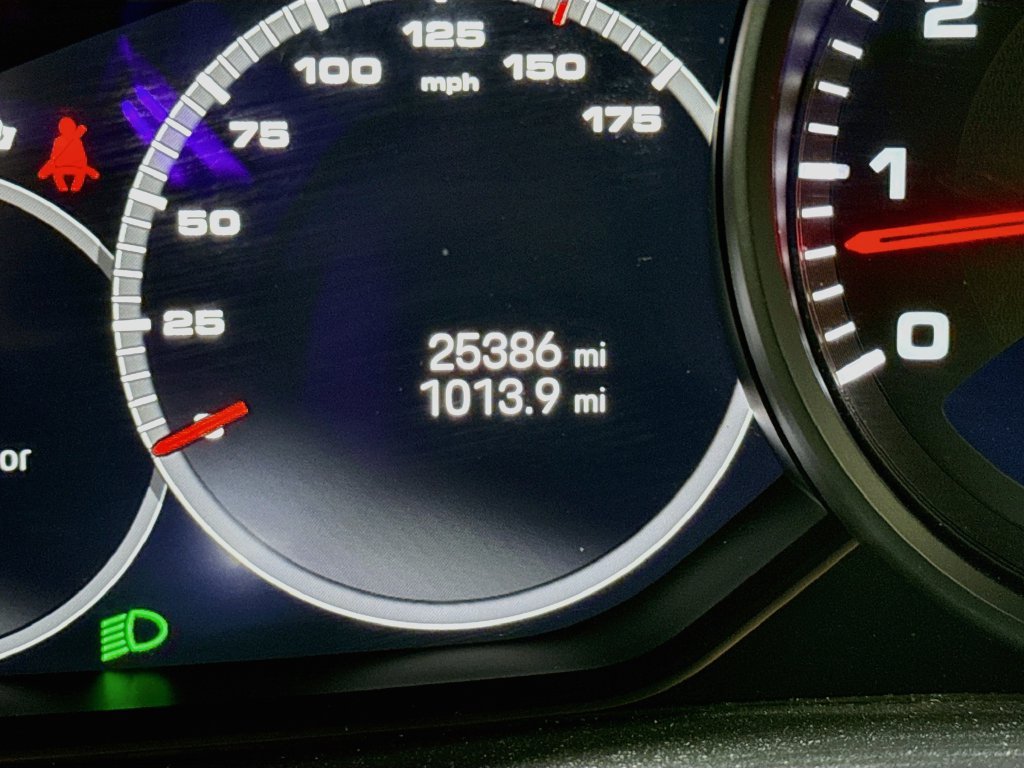 Certified 2023 Porsche Cayenne AWD/4WD image 14