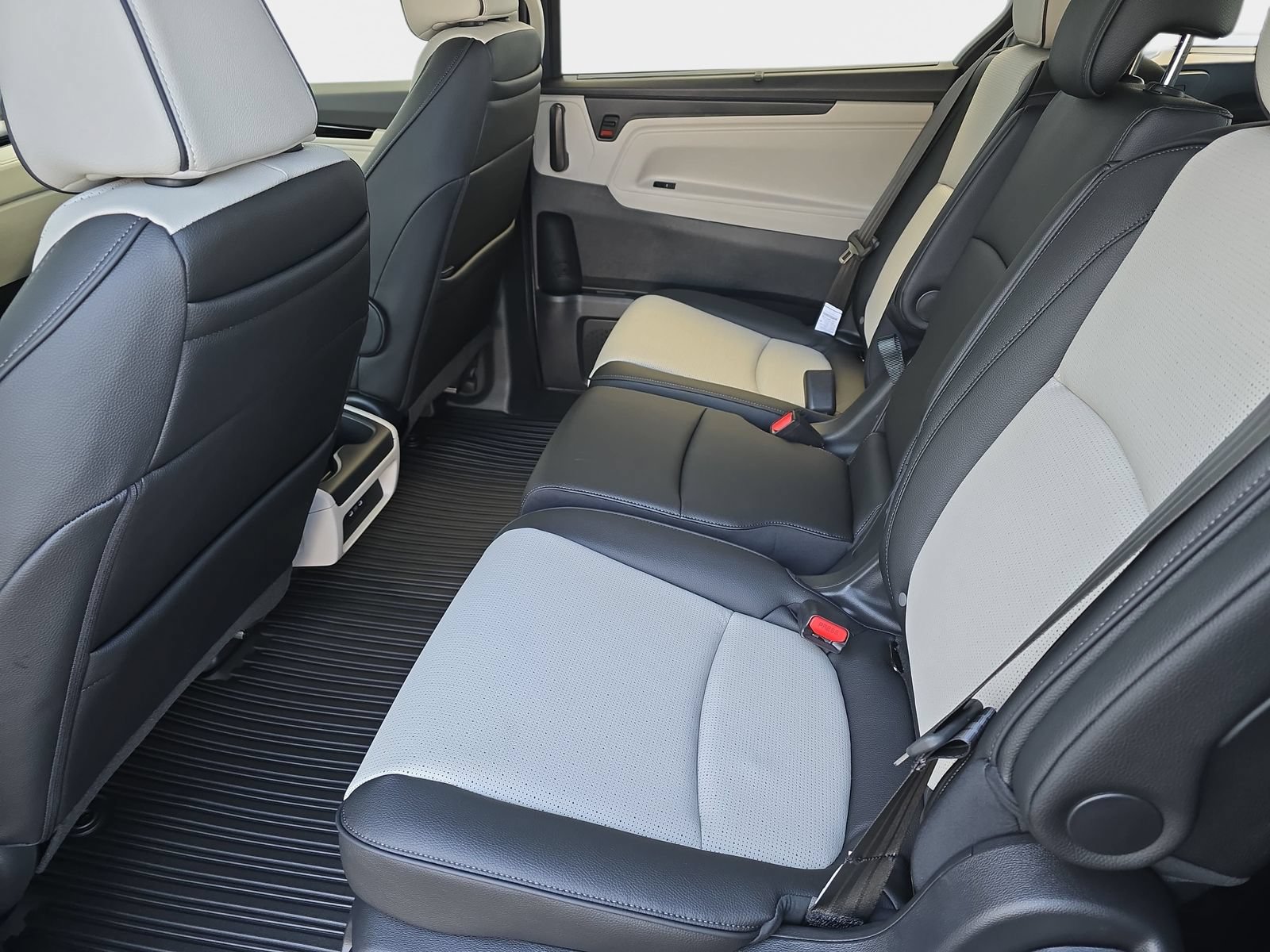 New 2026 Honda Odyssey Elite image 15