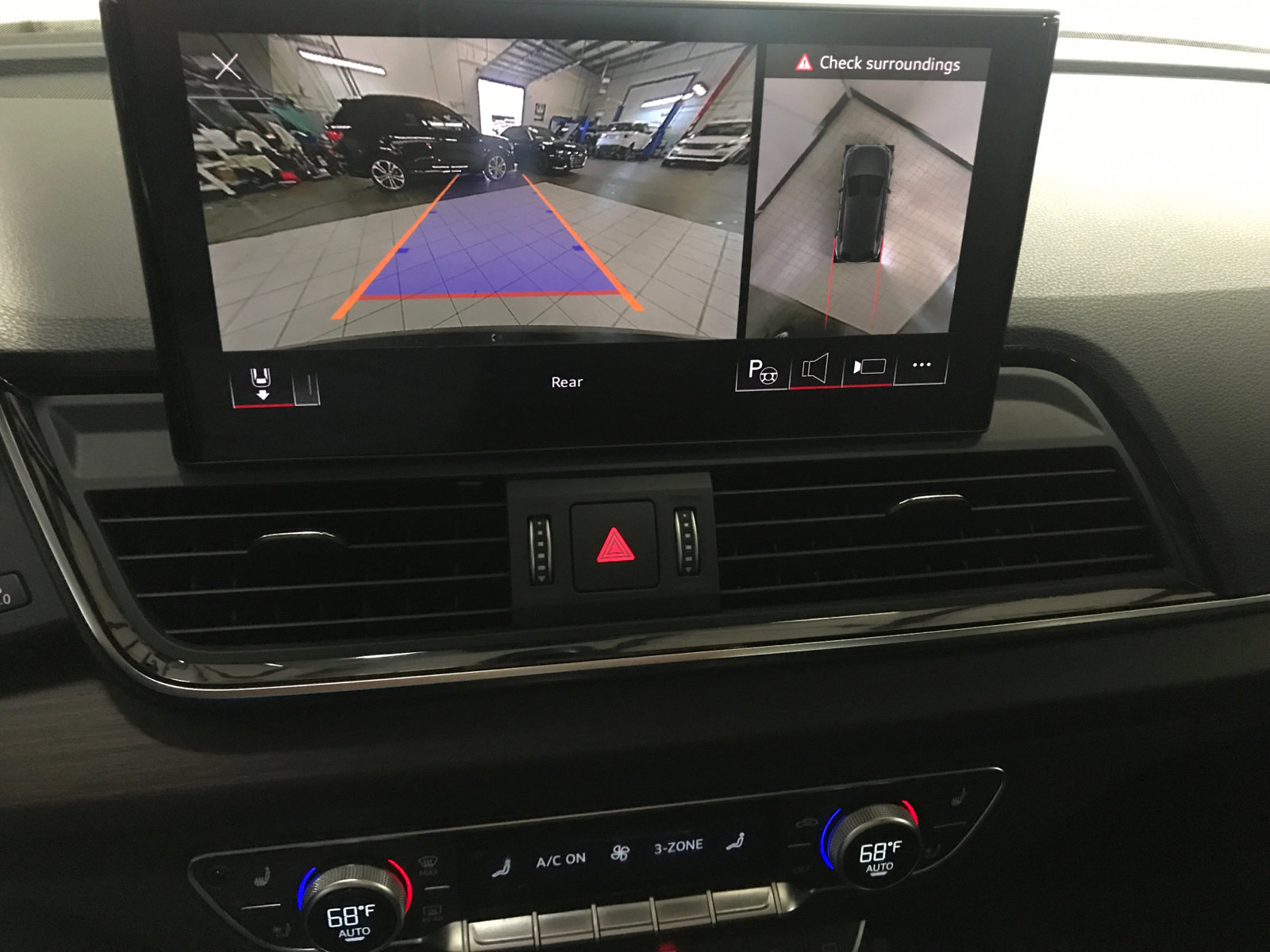 Used 2023 Audi Q5 2.0T Prestige w/ Prestige Package image 18