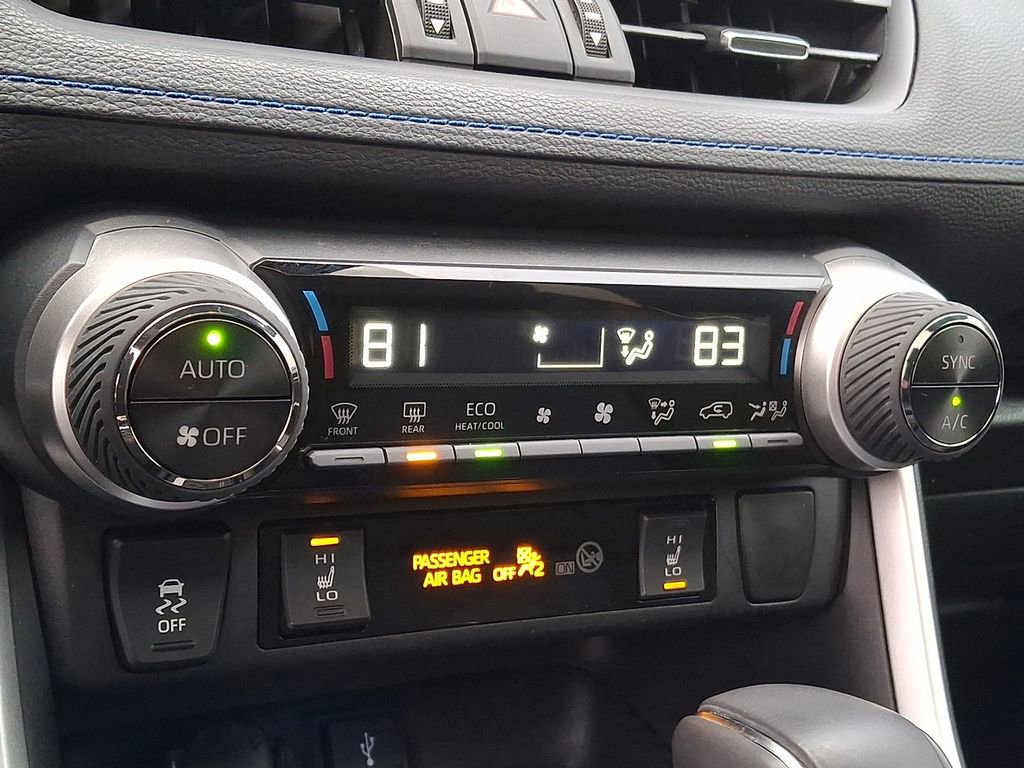 Used 2020 Toyota RAV4 XSE image 14