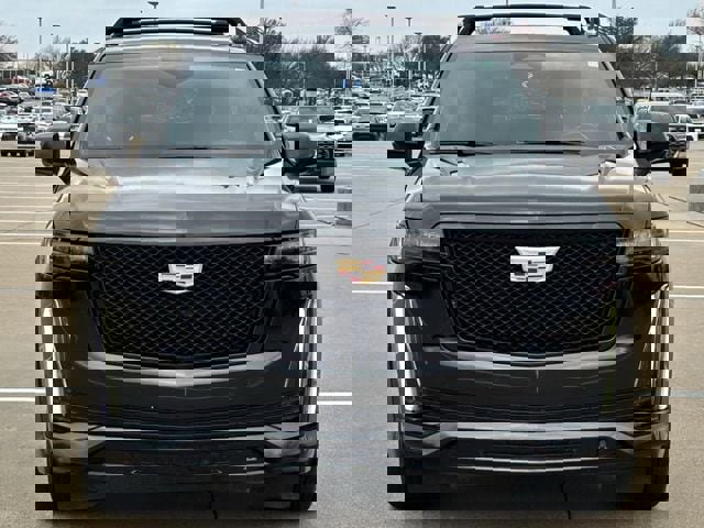 Used 2022 Cadillac Escalade ESV Sport Platinum image 9