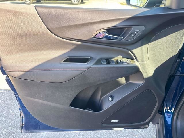 Used 2023 Chevrolet Equinox RS w/ RS Leather Package image 22