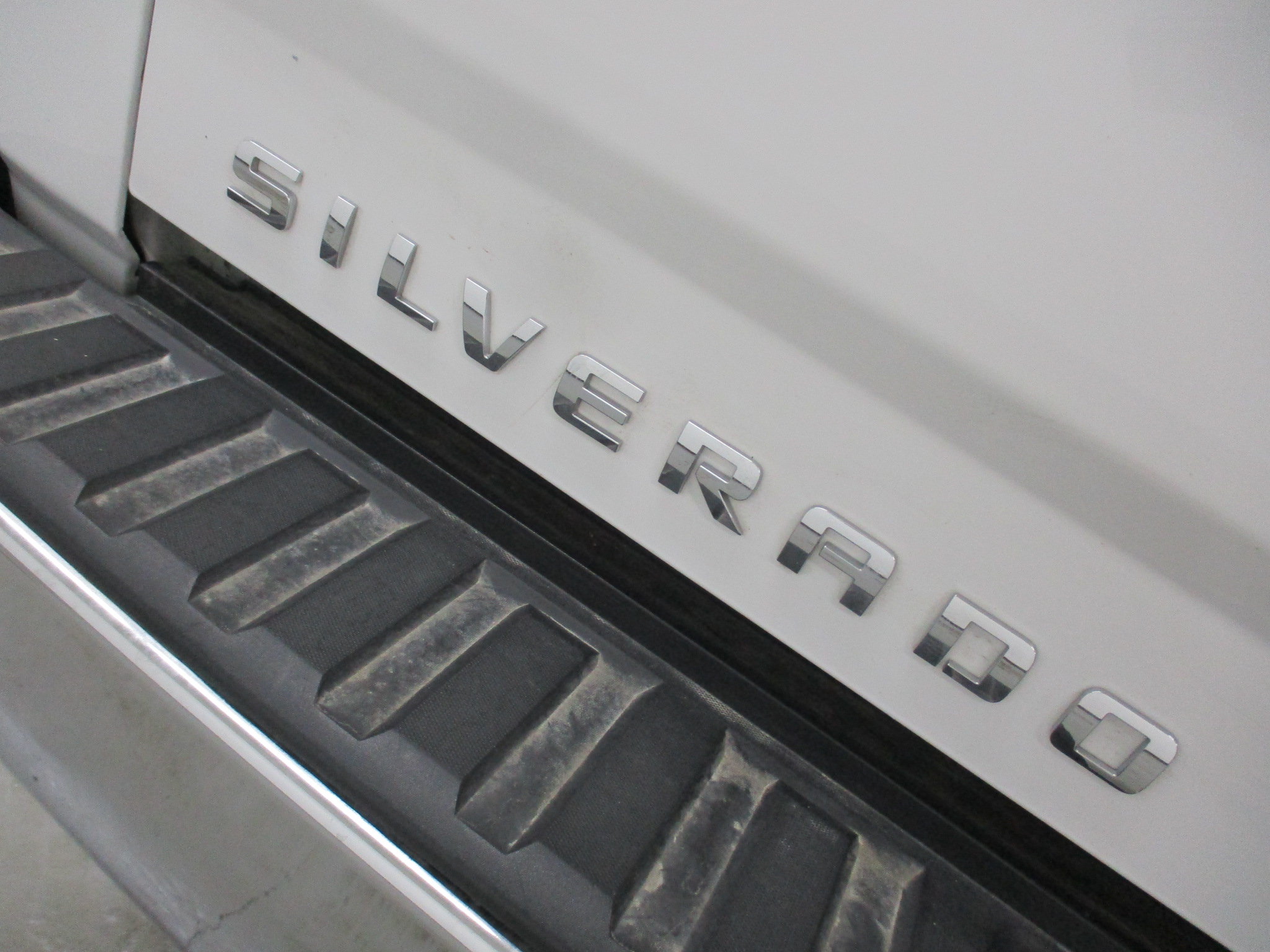 Used 2015 Chevrolet Silverado 1500 LT w/ All Star Edition AWD/4WD image 9