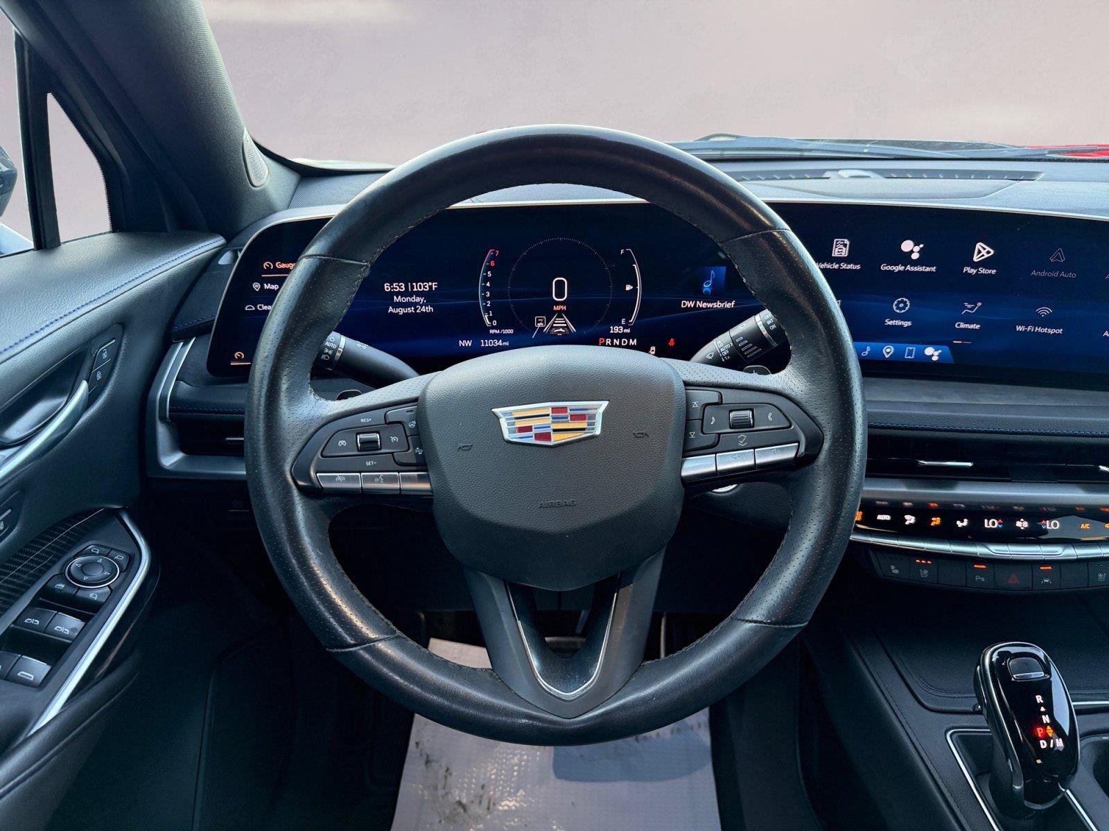 Used 2025 Cadillac XT4 Sport FWD image 12