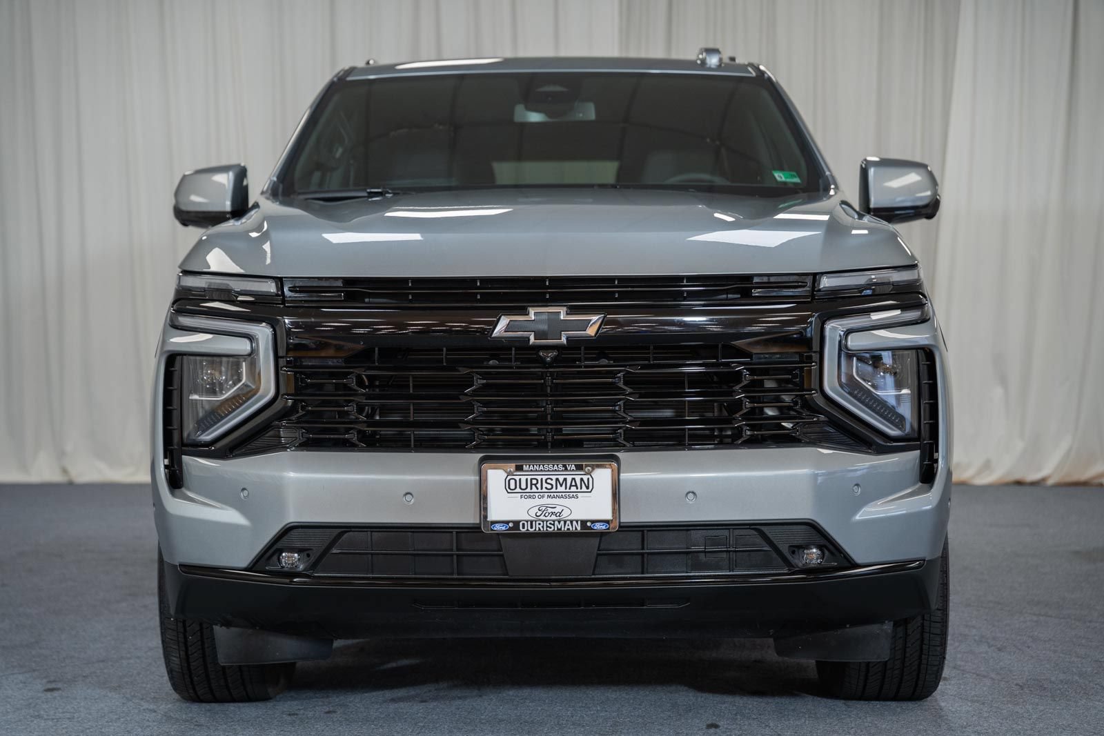 Used 2026 Chevrolet Tahoe RST AWD/4WD image 2