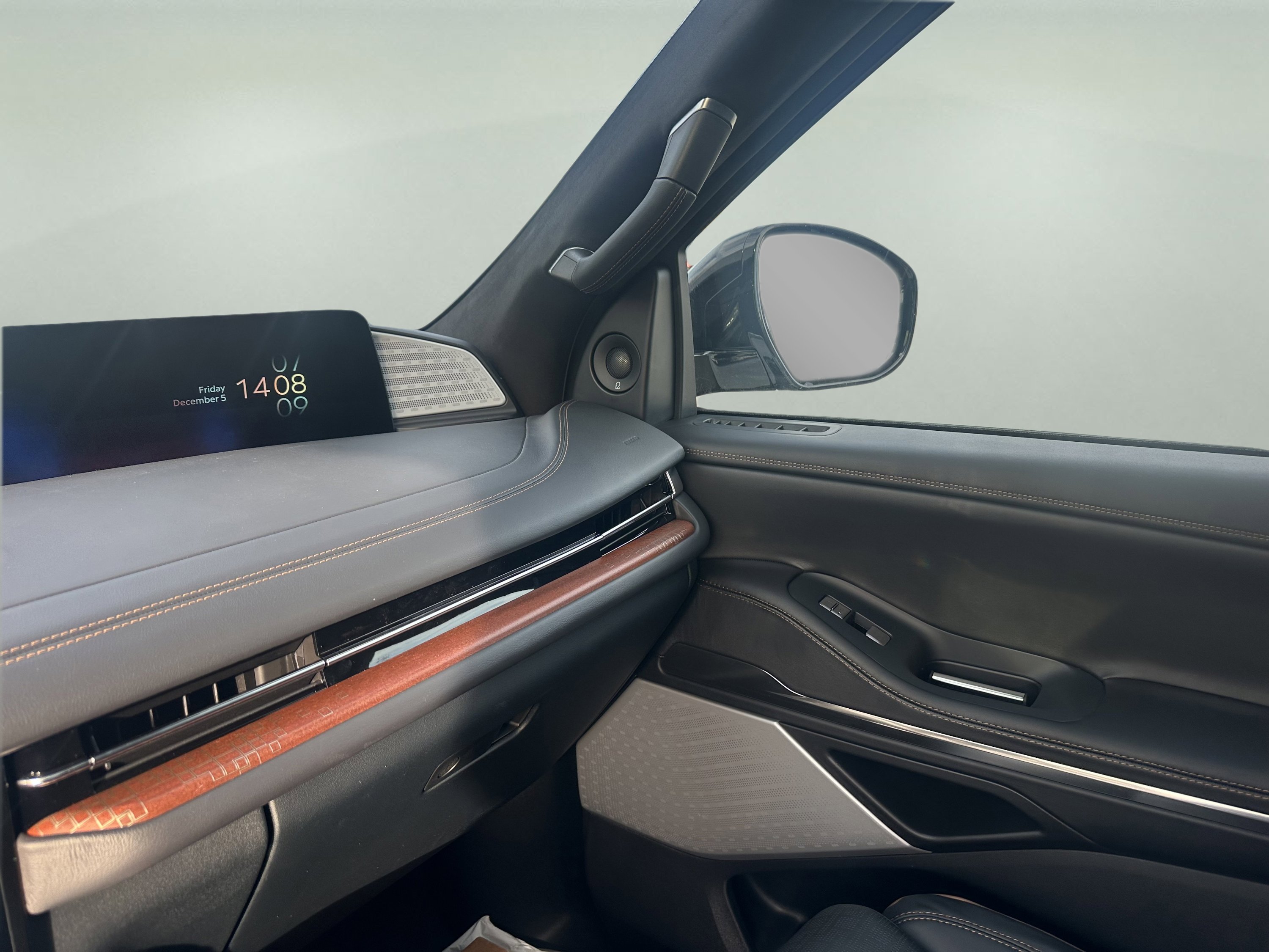 New 2025 Lincoln Navigator Black Label image 19