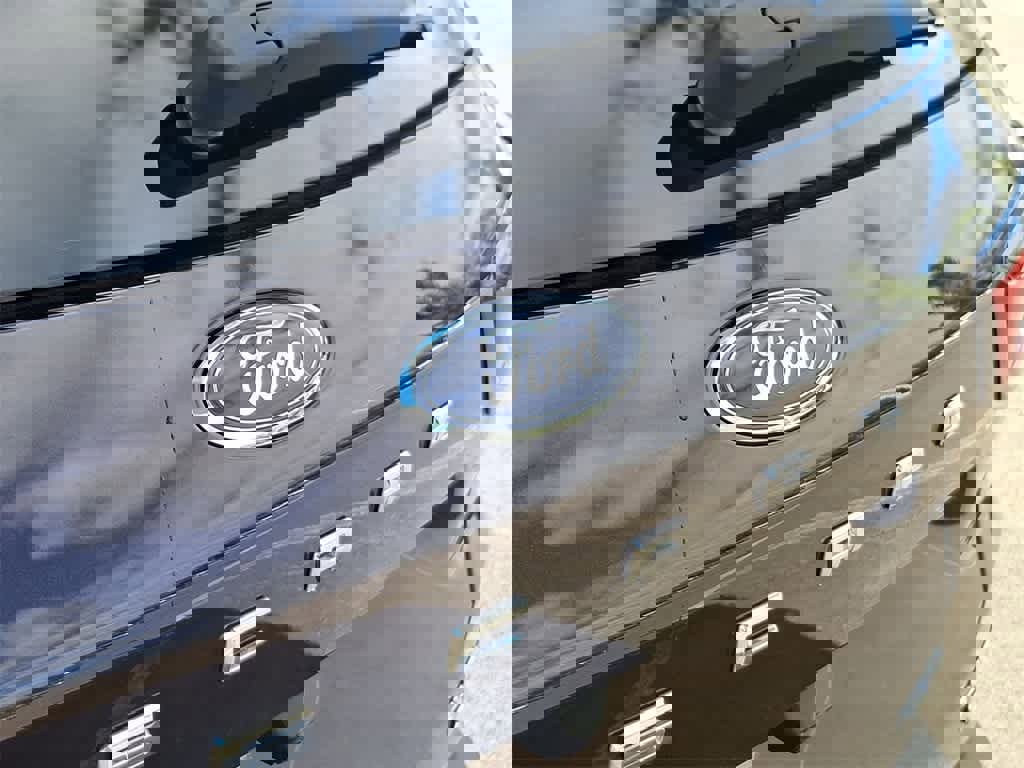 Used 2023 Ford Escape Active image 28