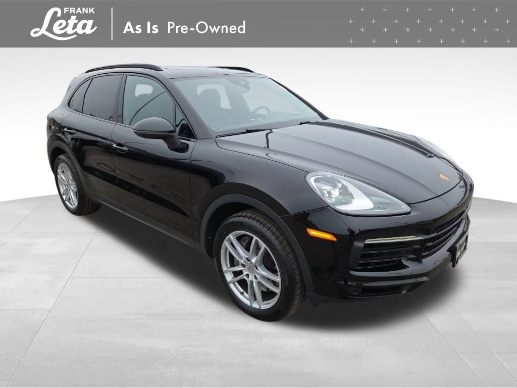 Used 2022 Porsche Cayenne w/ Premium Package image 16