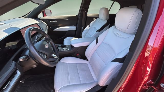 Used 2024 Cadillac XT4 Sport FWD image 19