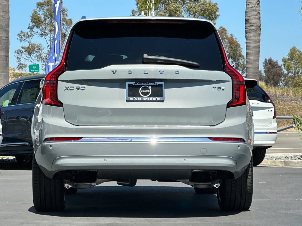 New 2026 Volvo XC90 T8 Plus AWD/4WD image 4