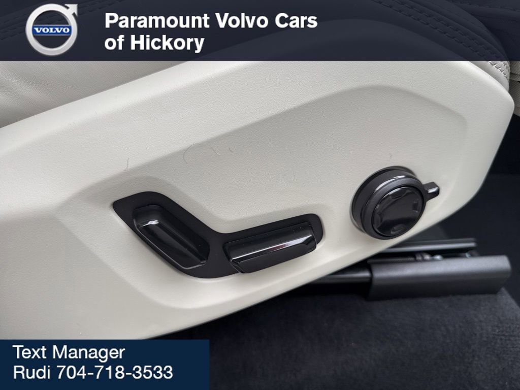 New 2026 Volvo XC90 B6 Ultra w/ Protection Package image 41