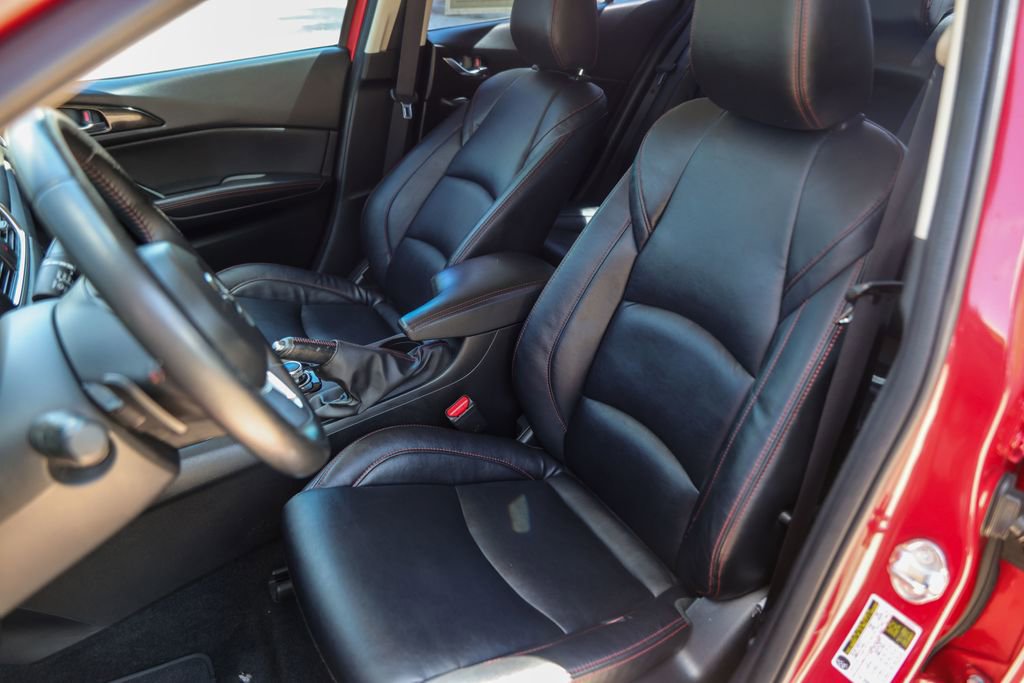 Used 2015 MAZDA MAZDA3 s Touring image 5