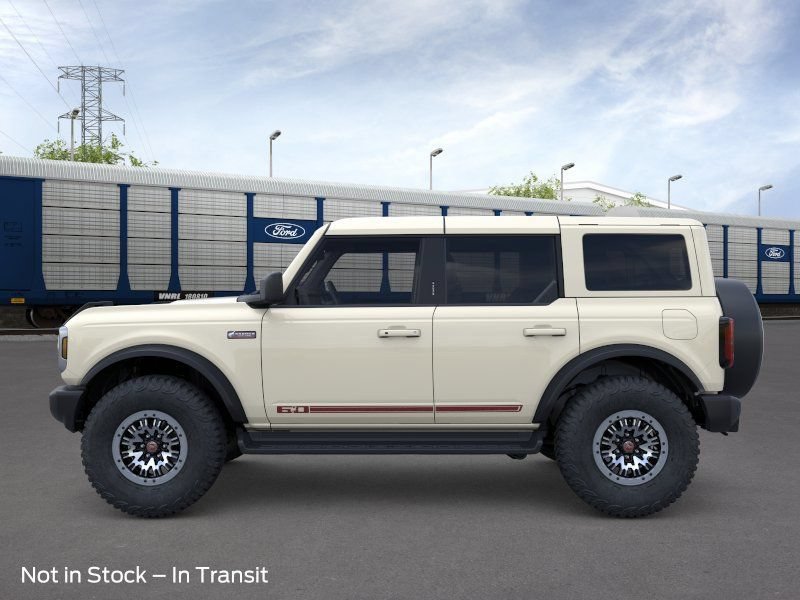 New 2026 Ford Bronco Outer Banks w/ Sasquatch Package AWD/4WD image 3