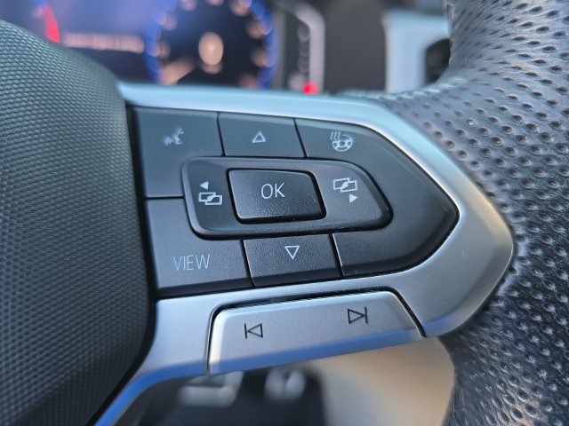 Used 2021 Volkswagen Atlas SEL R-Line FWD image 16