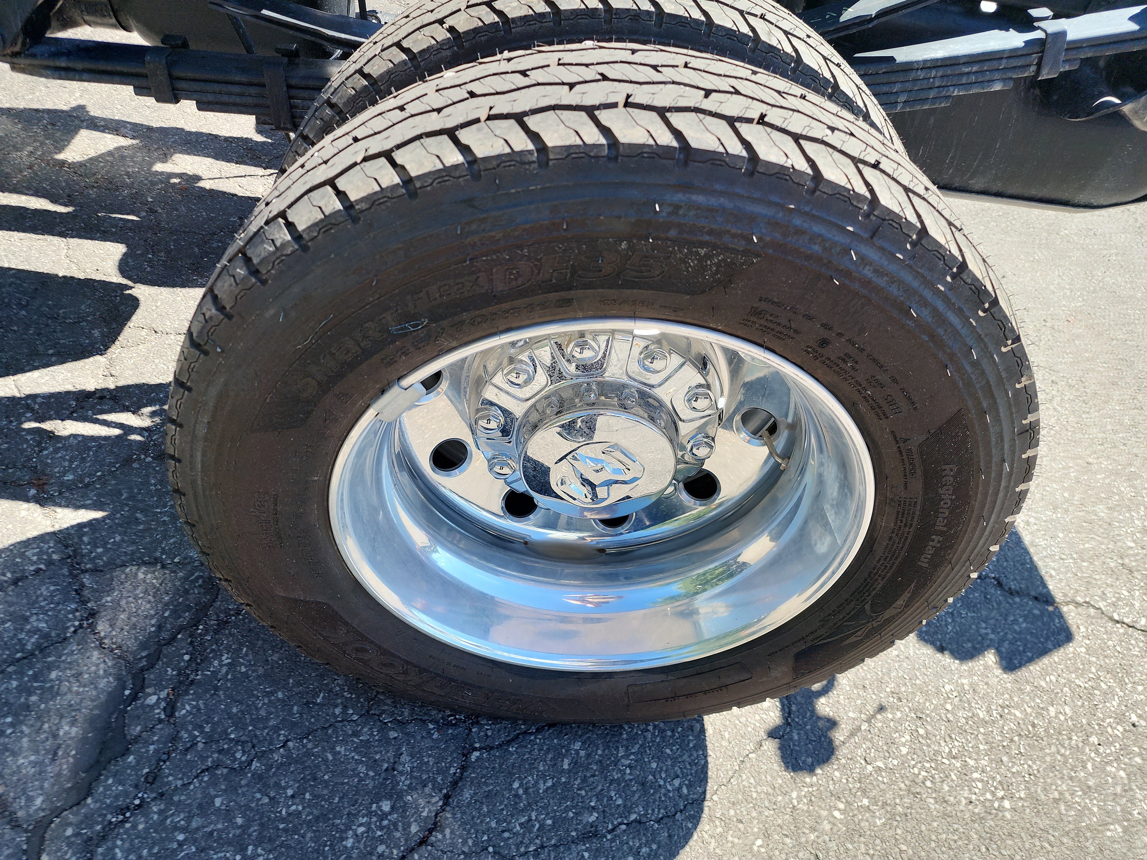 New 2026 RAM 5500 4x4 Crew Cab image 33