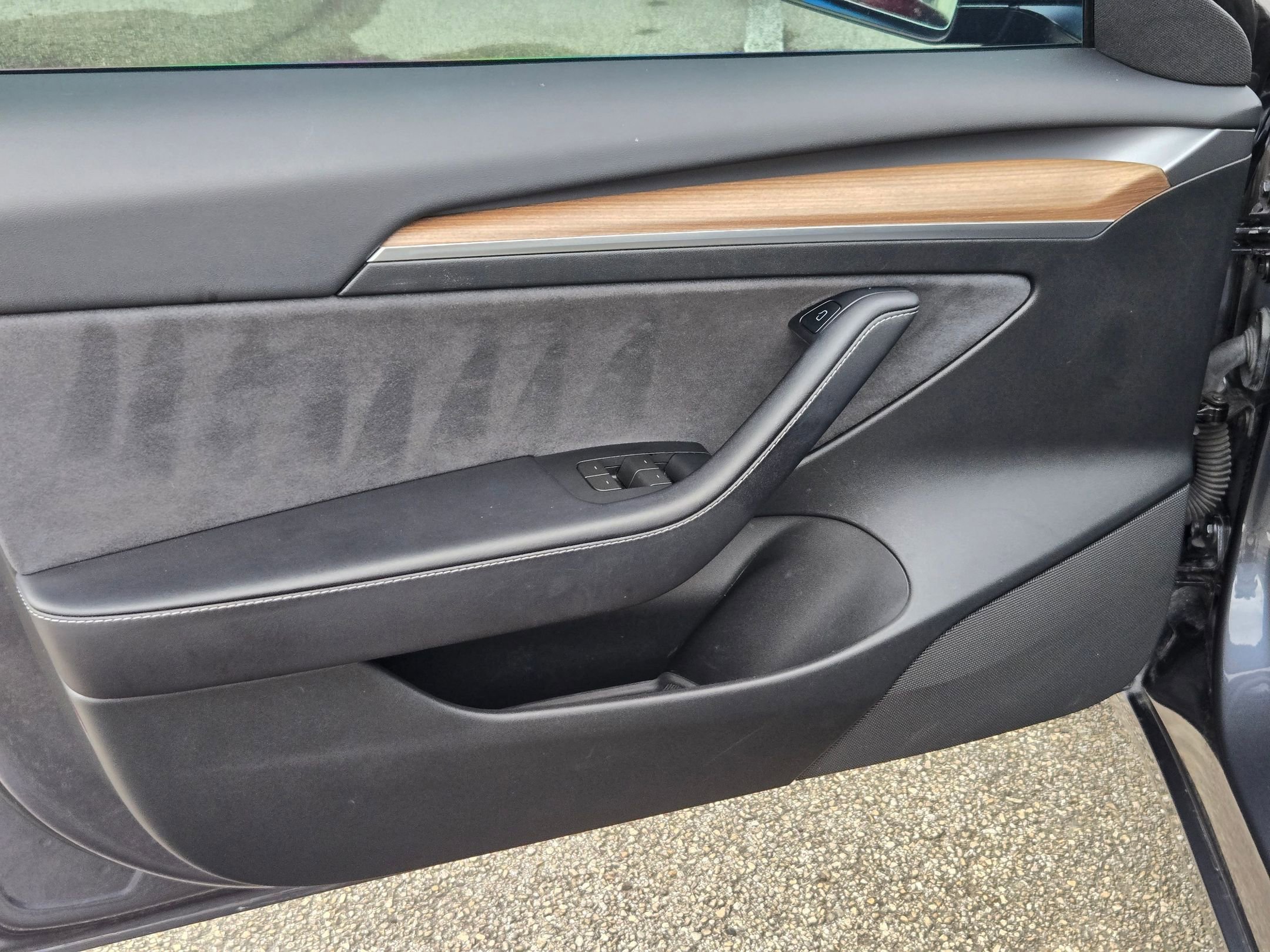 Used 2023 Tesla Model 3 Standard Range RWD image 11