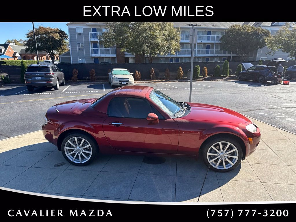 Used 2008 MAZDA MX-5 Miata Grand Touring w/ Premium Pkg RWD image 5