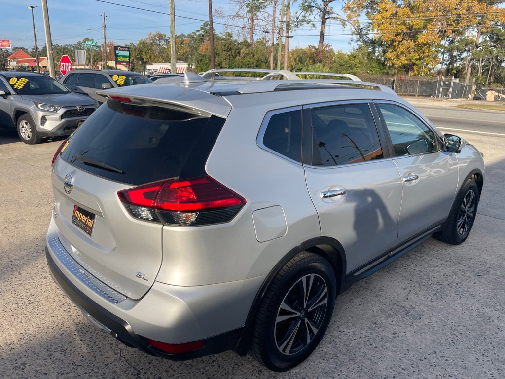Used 2017 Nissan Rogue SL FWD image 5