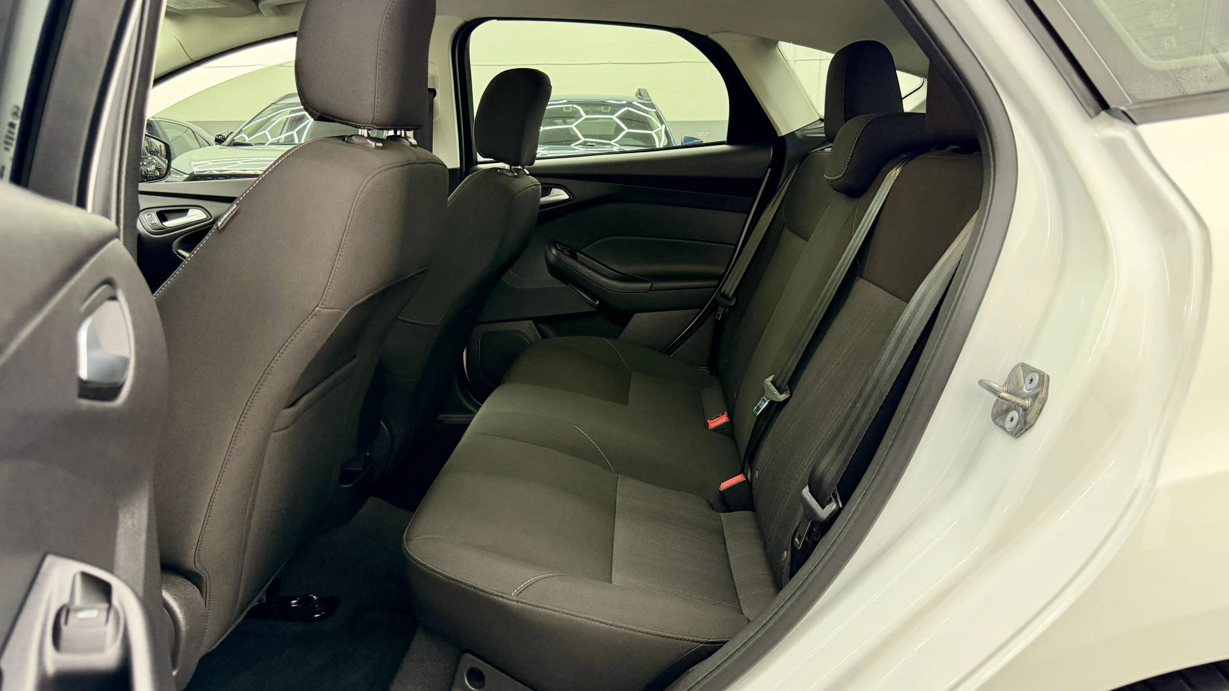 Used 2015 Ford Focus SE image 10