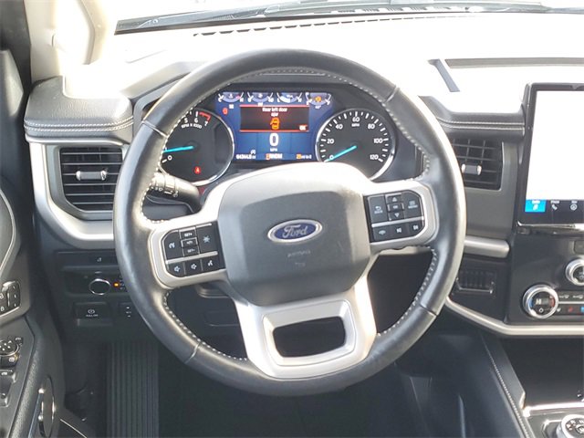 Used 2024 Ford Expedition Max XLT image 11