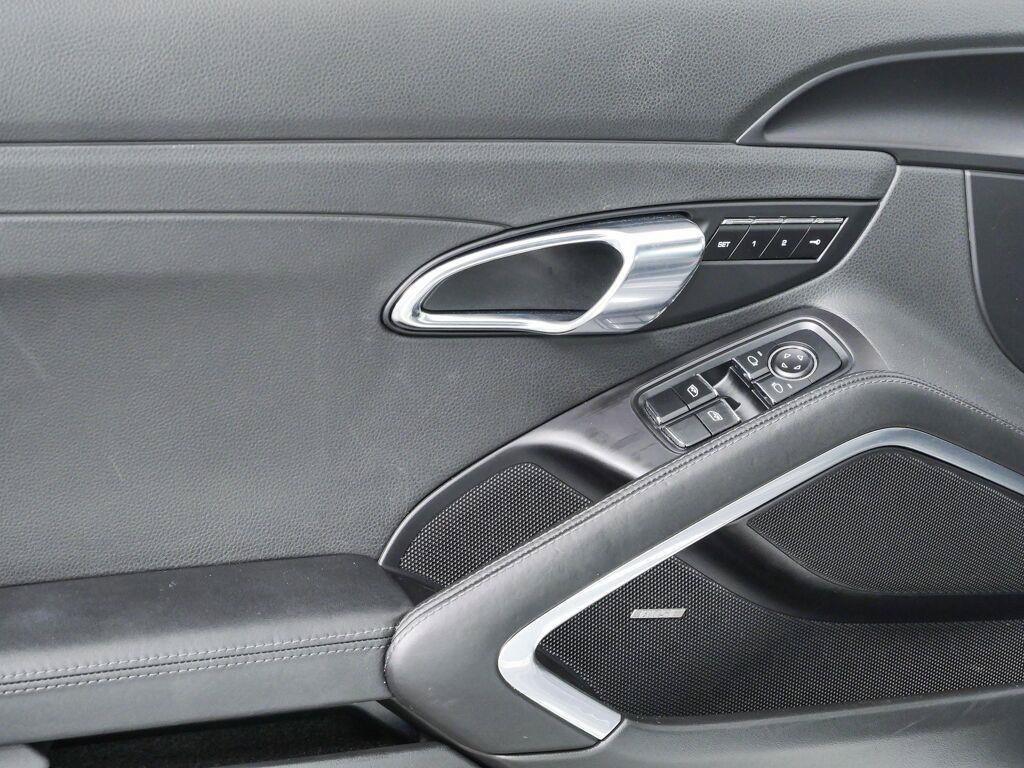 Certified 2018 Porsche 911 Carrera S RWD image 6