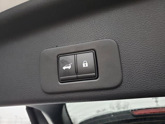 New 2025 Nissan Murano SL image 8