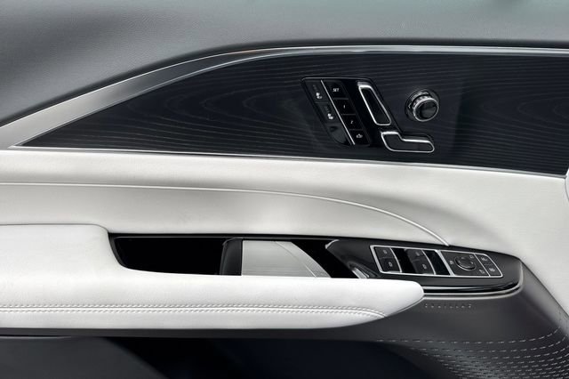 New 2026 Cadillac Lyriq Sport image 11