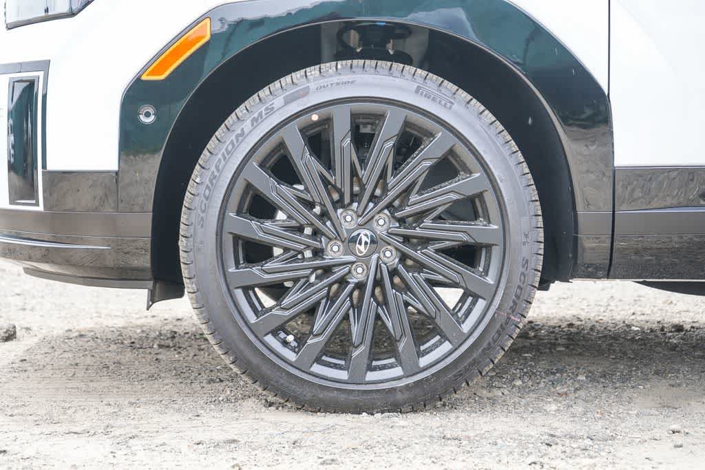 New 2026 Hyundai Santa Fe Calligraphy FWD image 9