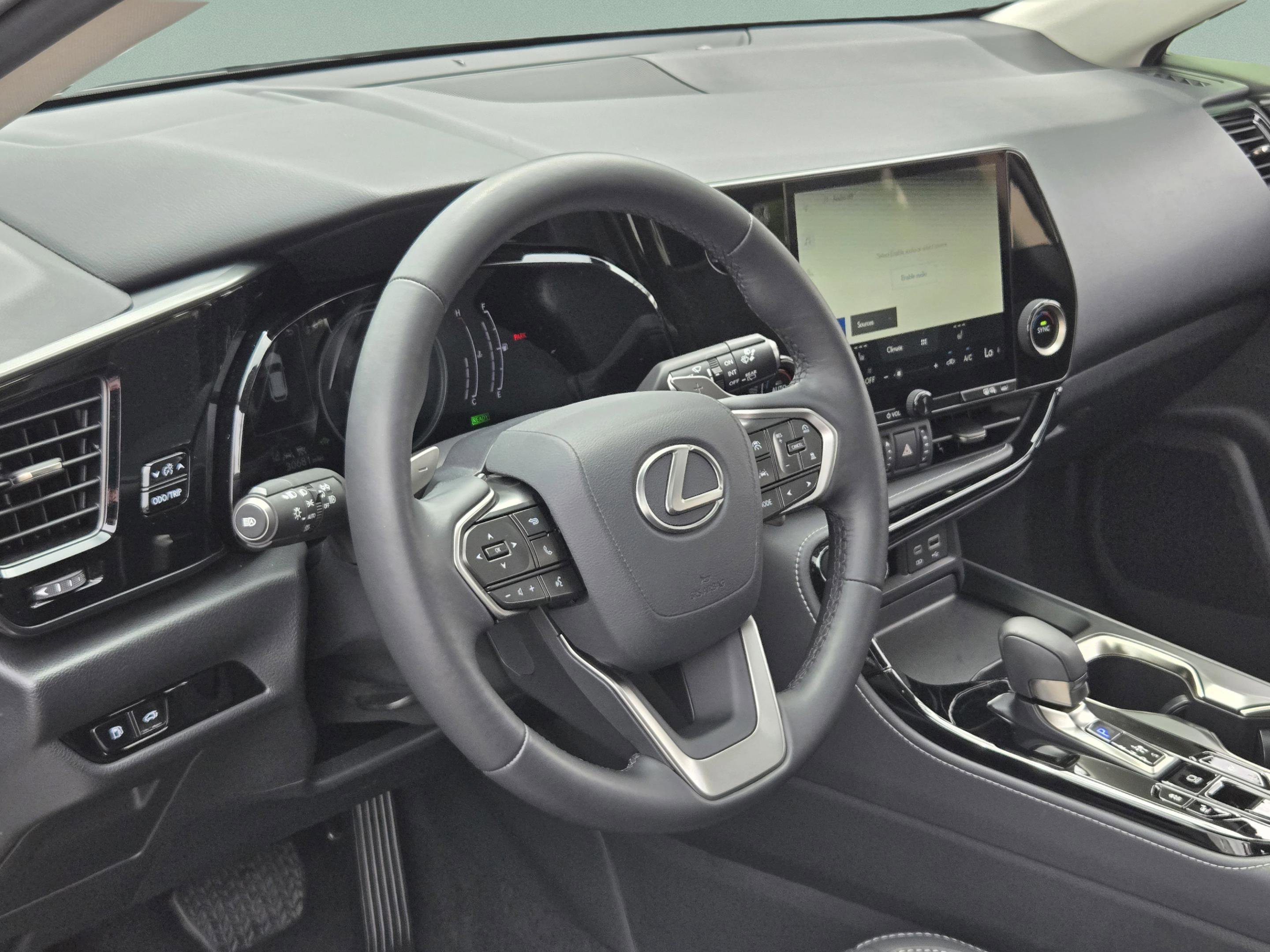 Used 2024 Lexus NX 350h AWD w/ Cold Area Package image 28