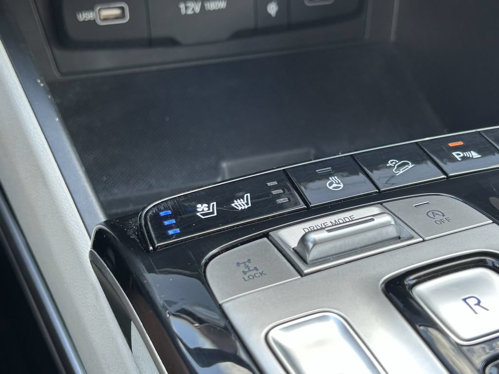 Certified 2023 Hyundai Tucson Limited AWD/4WD image 30