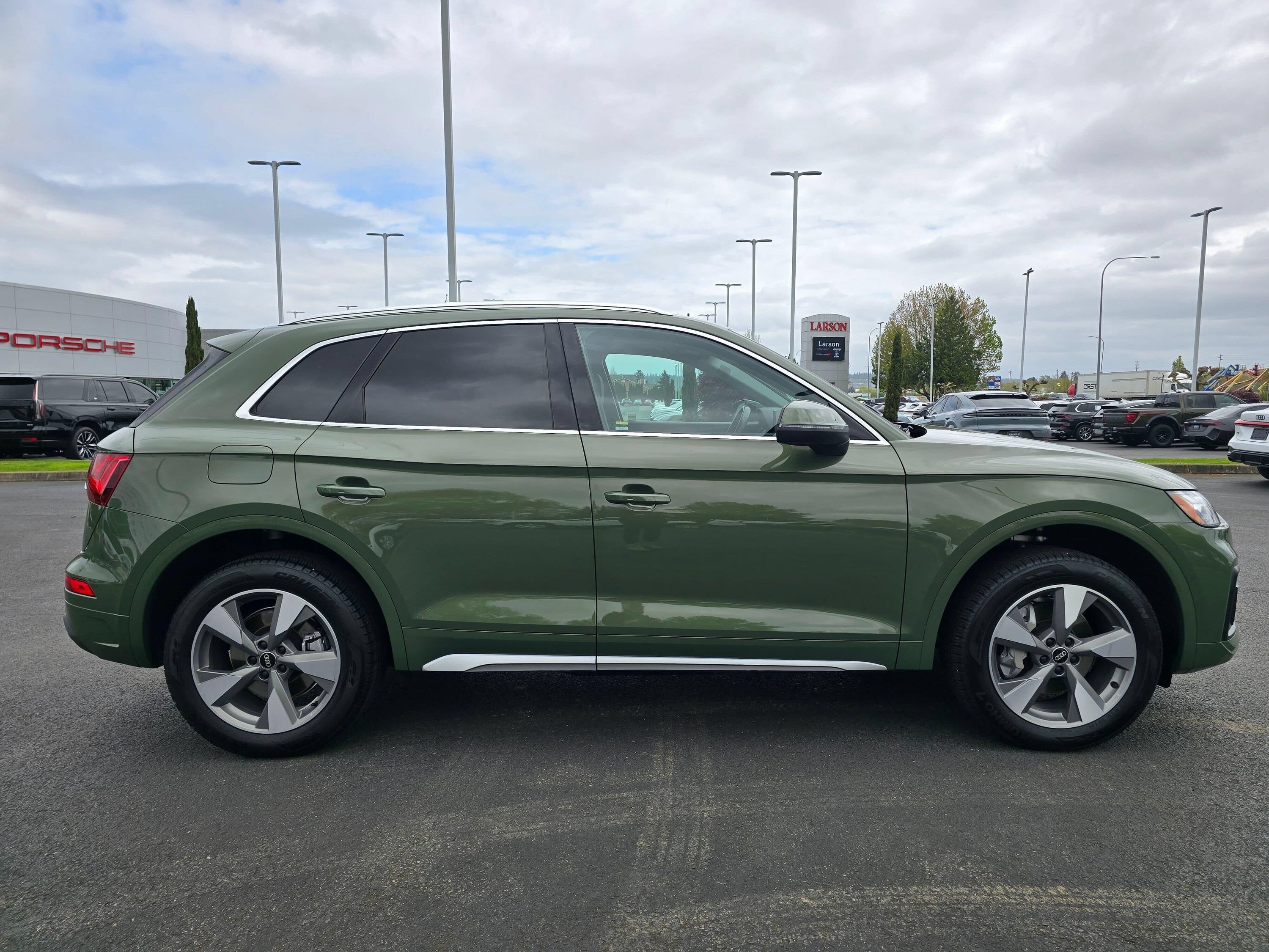 Used 2024 Audi Q5 2.0T Premium Plus AWD/4WD image 6