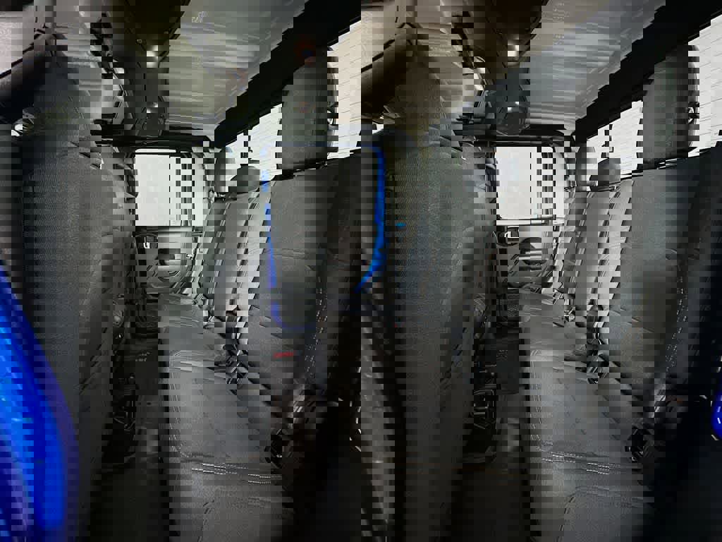 Used 2024 Jeep Gladiator Sport image 14