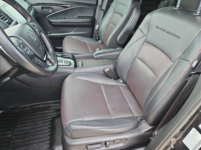 Used 2022 Honda Ridgeline Black Edition image 17