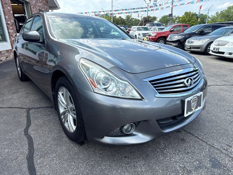 Used 2013 INFINITI G37 x Sedan w/ Premium Pkg AWD/4WD image 3