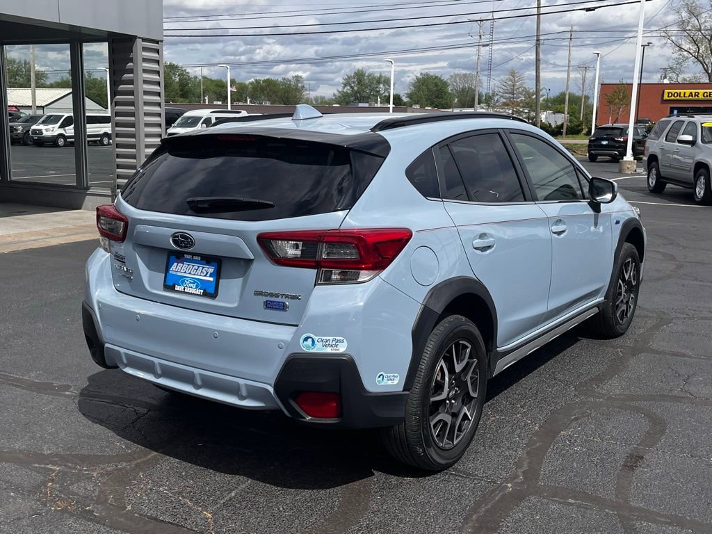 Used 2020 Subaru Crosstrek Hybrid w/ Moonroof Package w/Navigation image 4